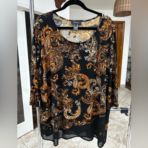 Karen Kane Black and Gold Paisley Print Blouse Shirt Top Size 3X - Picture 6 of 6